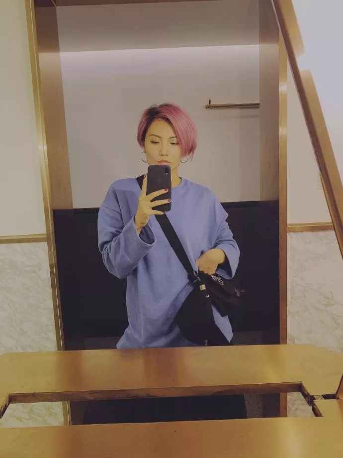 疲惫的2019岁末，需要一首她的歌