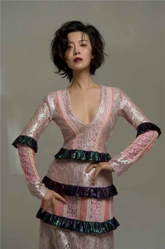 全新单曲《蝶梦花》是常思思演唱的吗?