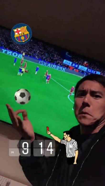 球迷彭于晏看欧冠晒表情包 敲可爱