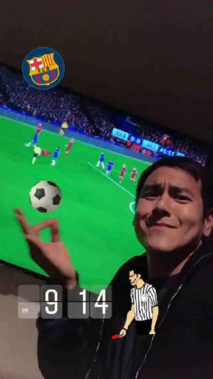 球迷彭于晏看欧冠晒表情包 敲可爱