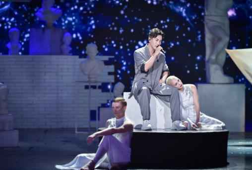 《跨界歌王》半决赛战幕拉开，双重突破谁能“杀”出重围？