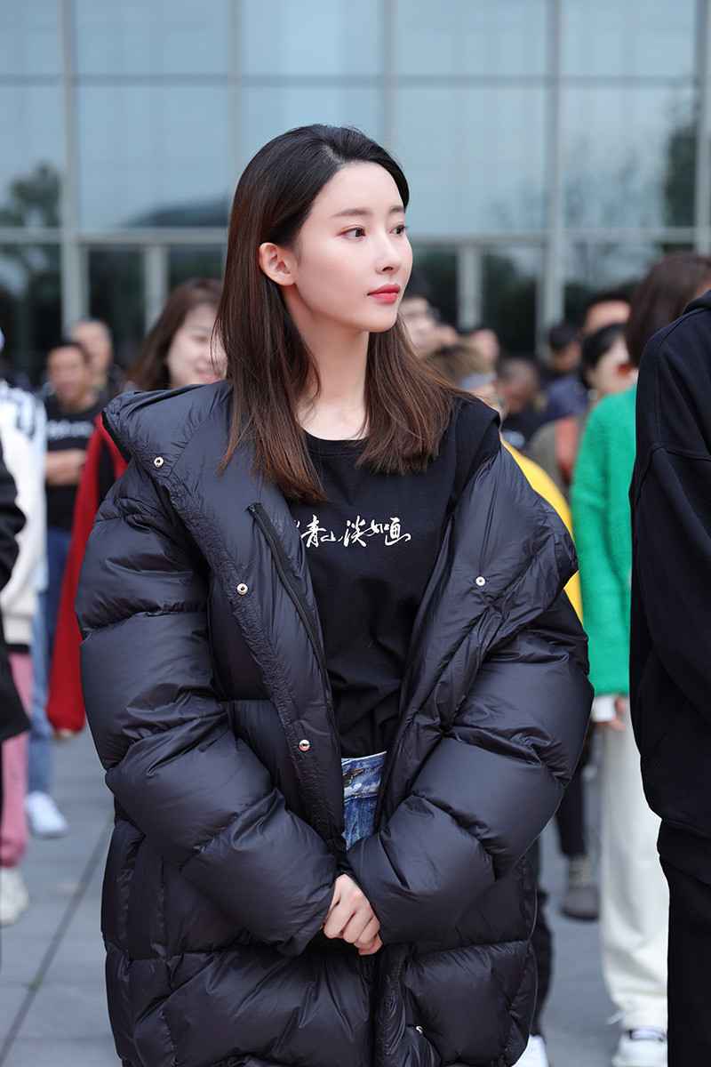 胡丹丹《月里青山淡如画》出演古琴才女弘扬民乐文化