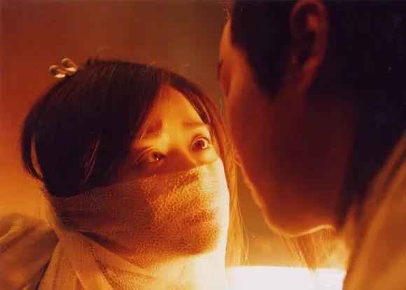 演女主被狂骂演配角才被夸 “女主脸”要毁掉多少女明星