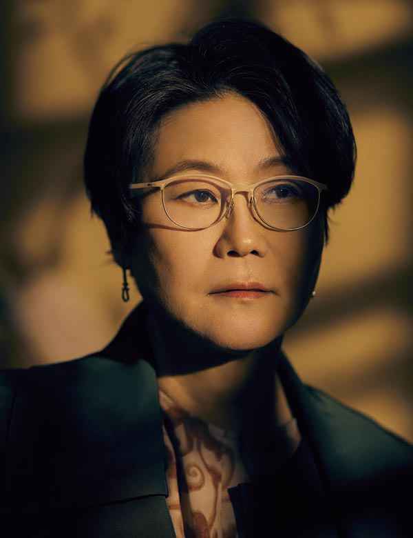 李少红 | 女性从不活在颂歌里