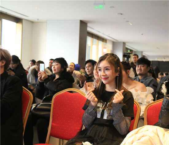 刘宇珽新歌唱尽平凡心声 影视歌三栖全面发展