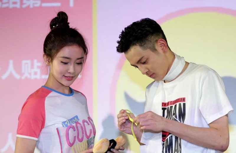 《青春有你2》虞书欣直拍，原地踏步的样子像极了军训，网友：好可爱