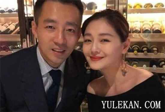 大S到底发生了什么?半夜发微博引来各种网友疯狂猜测