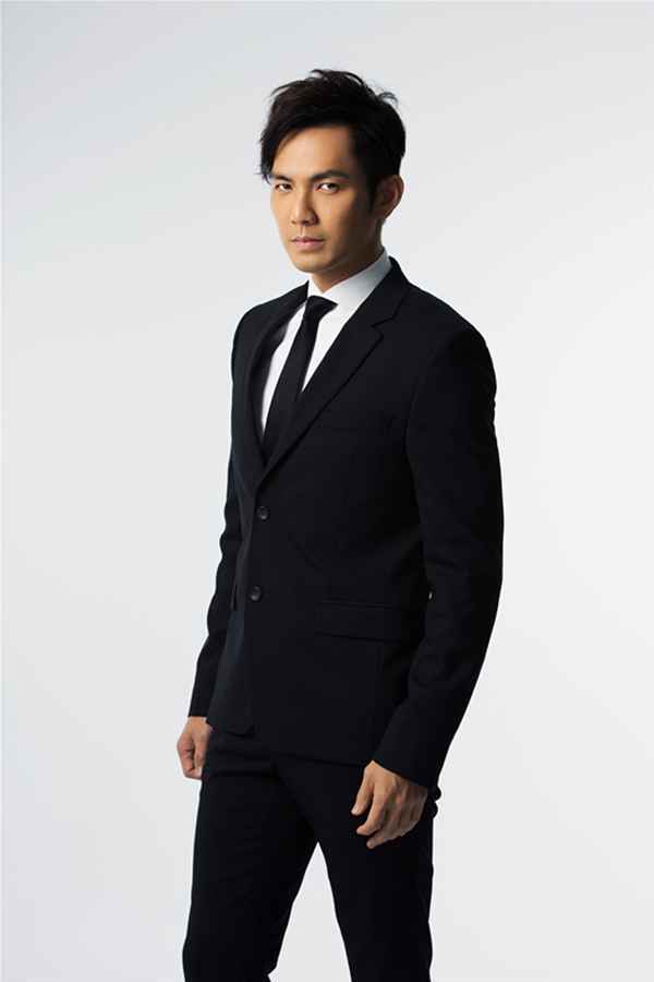 钟汉良出演《一路繁花相送》又一IP开机