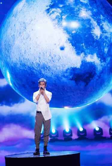 “演员是只唱歌的秋虫”，吴秀波《跨界歌王》首次坦露心声