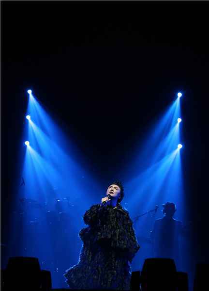 Another Eason’s LIFE 陈奕迅霸气开唱