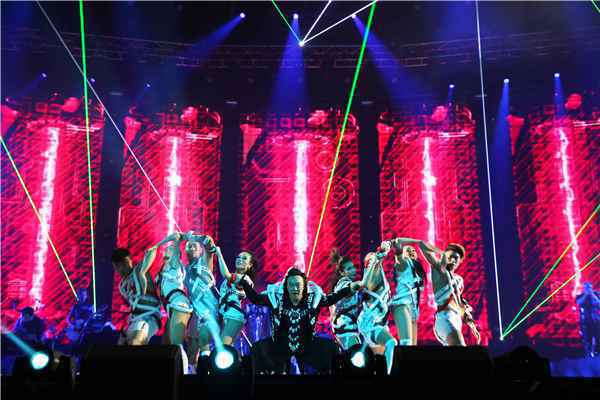 Another Eason’s LIFE 陈奕迅霸气开唱