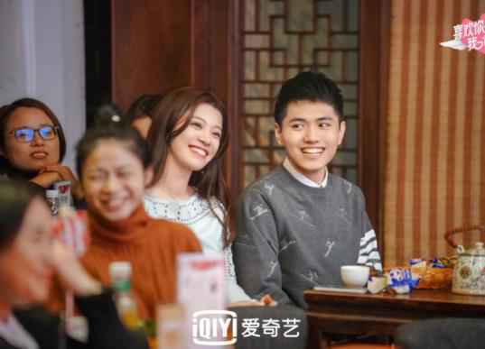 《喜欢你我也是》第四位女生惊艳出场 八位嘉宾感情走向再添波澜