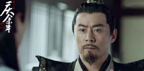 古装剧《庆余年》热播 常铖在线演绎花式宠子
