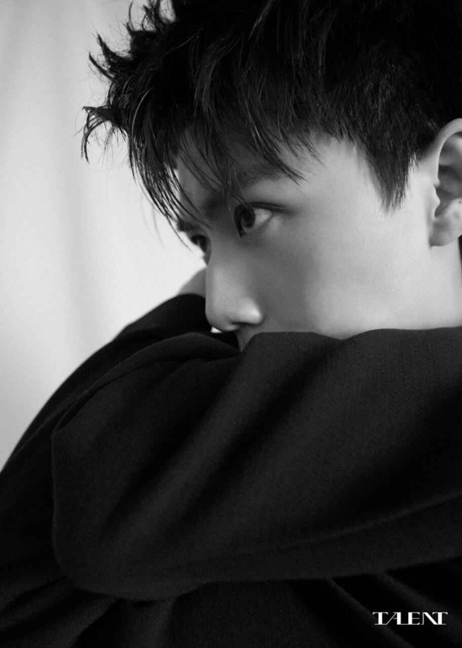 任宥纶最新杂志大片释出 多面魅力展现个性型格