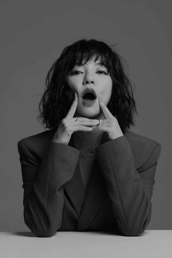 丁当“90s华语金曲翻玩计划”全新启动 摇滚经典《烦》解闷新生活运动