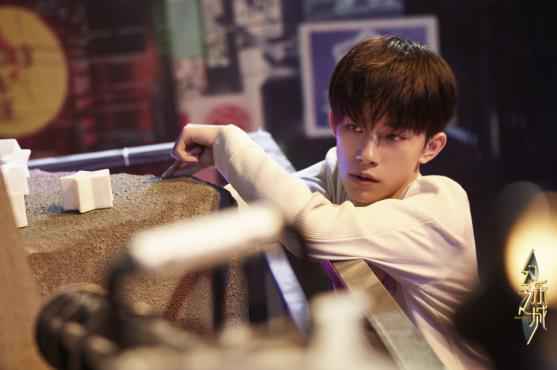 《幻乐之城》今晚开播 雷佳诠释民族音乐魅力 易烊千玺新歌首唱受关注