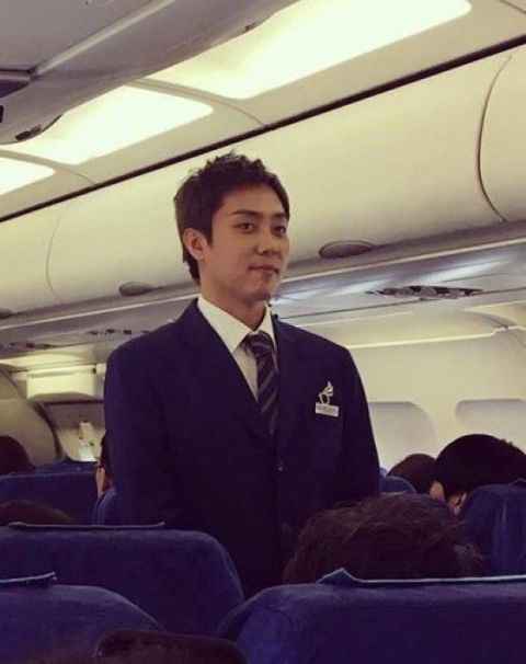 殷志源变身为「空少」加盟综艺《搭飞机去2》