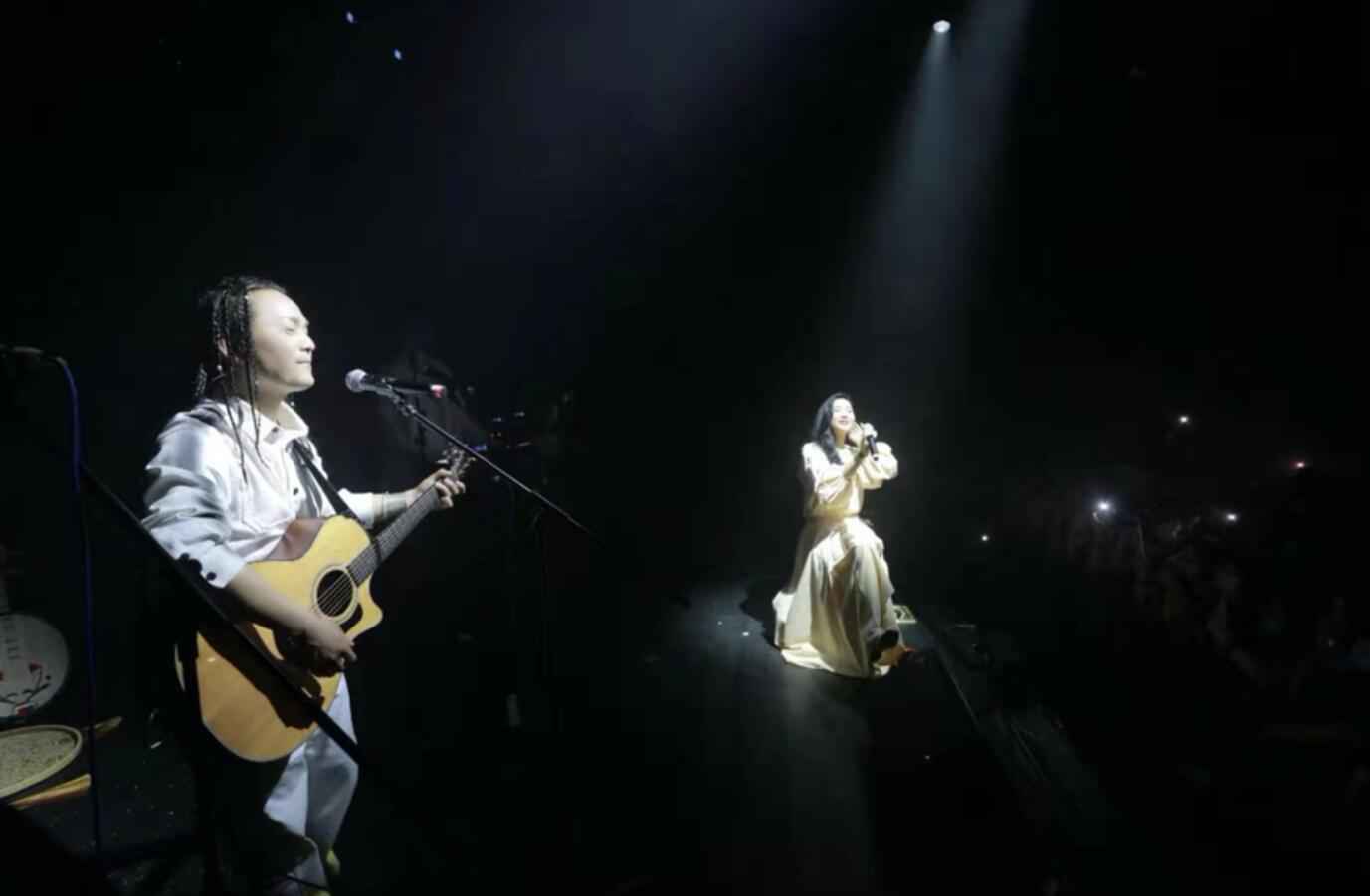 未来民族携佳音王深圳签售圆满 阿朵惊喜嘉宾出席