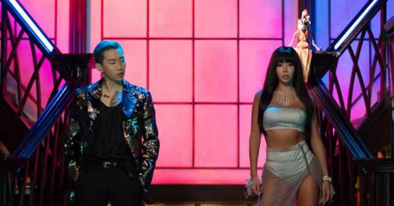 毋庸置疑的性感！Jessi 携手朴宰范推出新歌