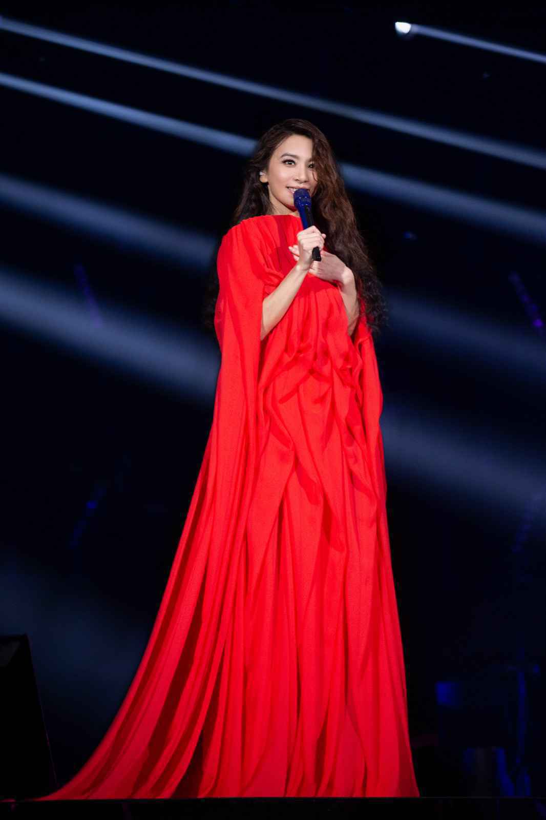 每场3小时体力挑战 田馥甄一一巡回演唱会完美演唱缔造二巡好口碑