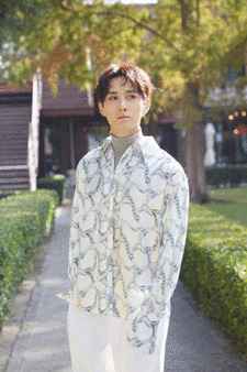 “替补男”蒋欣奇双剧热播 最帅反派演技圈粉