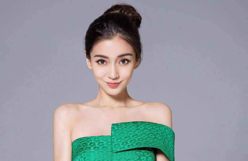 Angelababy展示厨艺，吴亦凡把饭全部吃光，赵今麦吃的超认真