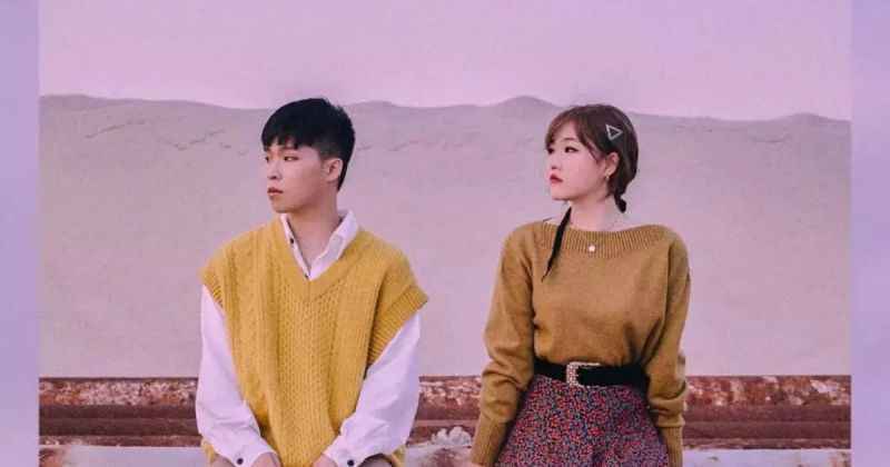 AKMU 通杀 10 月排行榜！年末演唱会预告片公开