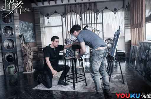 硬科幻概念网剧《超密》曝终极预告 为真爱点燃时空战导火索