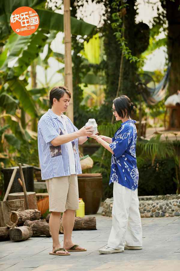 《向往的生活4》首播 黄磊周迅重聚蘑菇屋引回忆杀