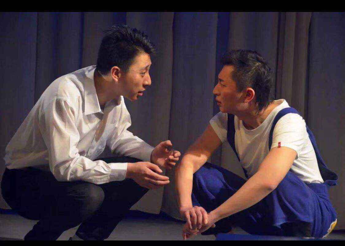 繁星戏剧：爱是所有不完美中最为完美的