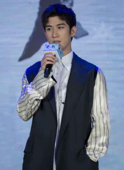 李治廷全新电视剧《白发》正式播出 狂傲不羁无忧霸气登场