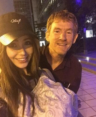 昆凌祖孙三代自拍颜值爆表