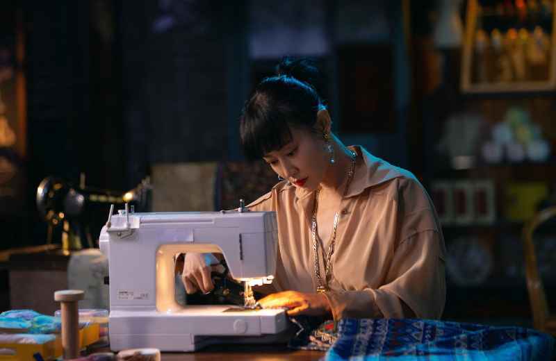 《巧手神探》发起线上活动，杨颖微博发文参与，网友：我太爱了