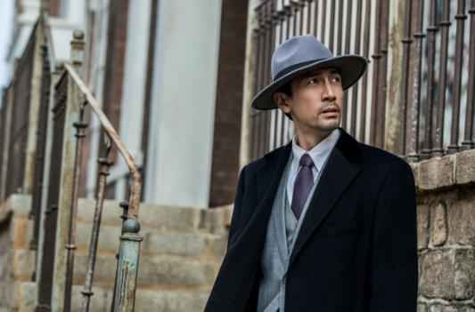 张鲁一《爱国者》收视稳居第一 热血升级掀追剧狂潮