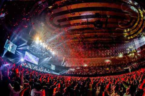 iKON日巡落幕 预告2020有更多新歌和巡演！