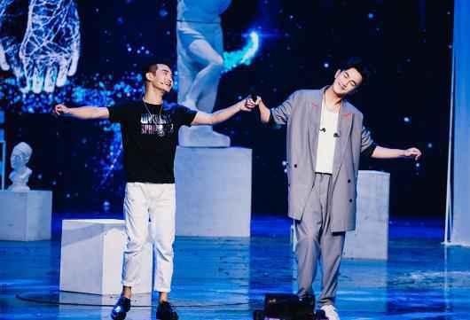 2018《跨界歌王》总决赛未见帮唱嘉宾 刘恺威召唤“小恶魔”拆台