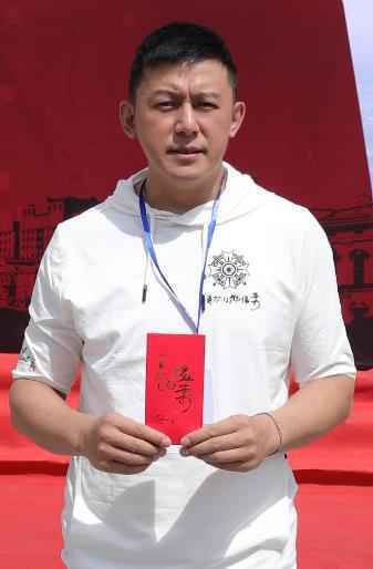 电视剧《一身孤注掷温柔》昨日火热开机 阮经天祝绪丹首搭“天祝”CP搞事情