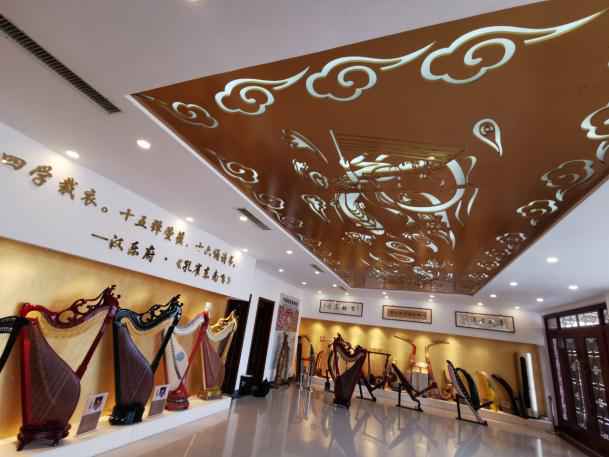 国庆彩车上弹箜篌的是河南姑娘！箜篌文化创意产业在河南落地生根