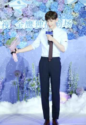 《一千零一夜》定档6.25 热巴邓伦甜暖筑梦