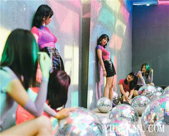 Miss Mix乐队全新单曲《小马》上线 青春里的一抹深蓝色