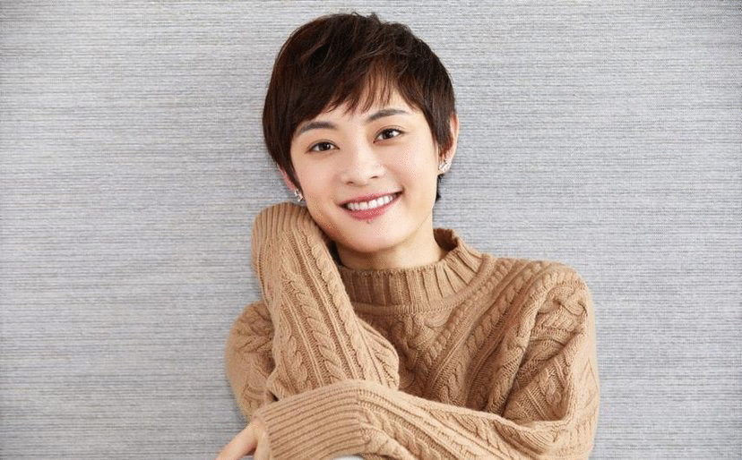 盘点娱乐圈深藏不露的才女，宝藏女孩伊丽媛“身兼数职”，敬业勤奋又低调