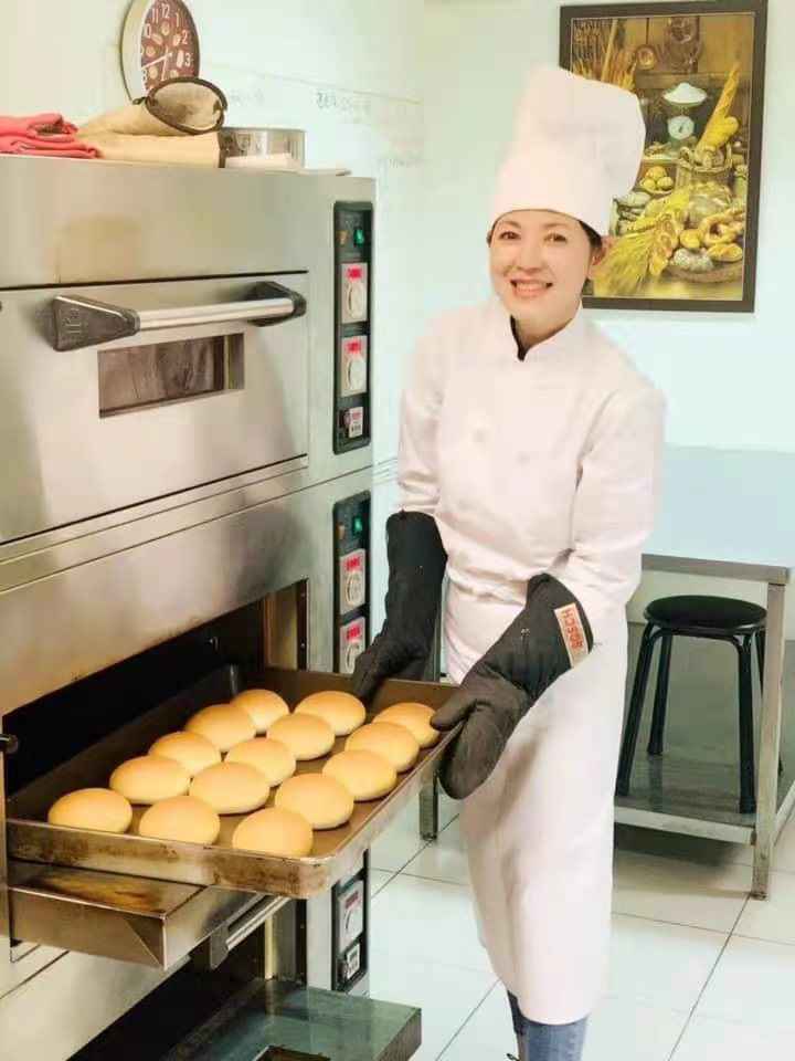 陈明真半年考取三证 身体力行传递学无止境正能量