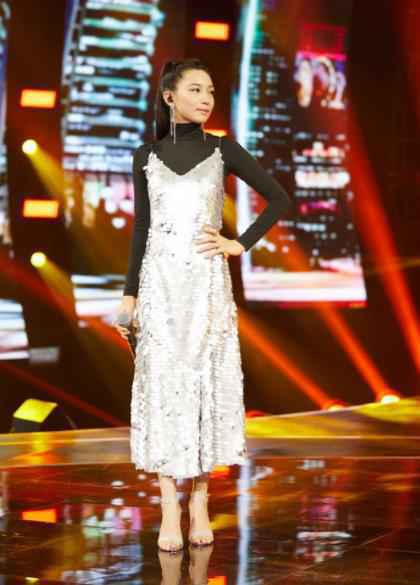 《声音的抉择》迎决赛之夜 张天惊艳亮嗓获李泉力挺