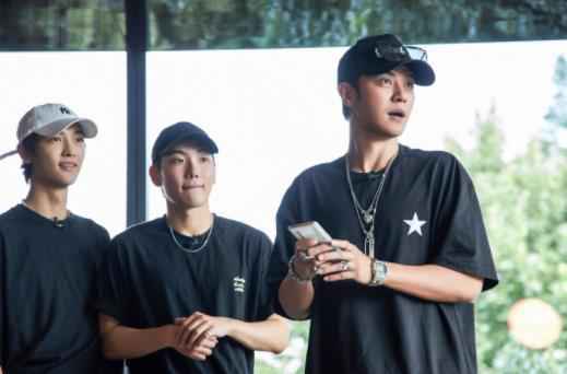 《极限挑战5》公益演唱会开唱 黄渤全力备战直言紧张