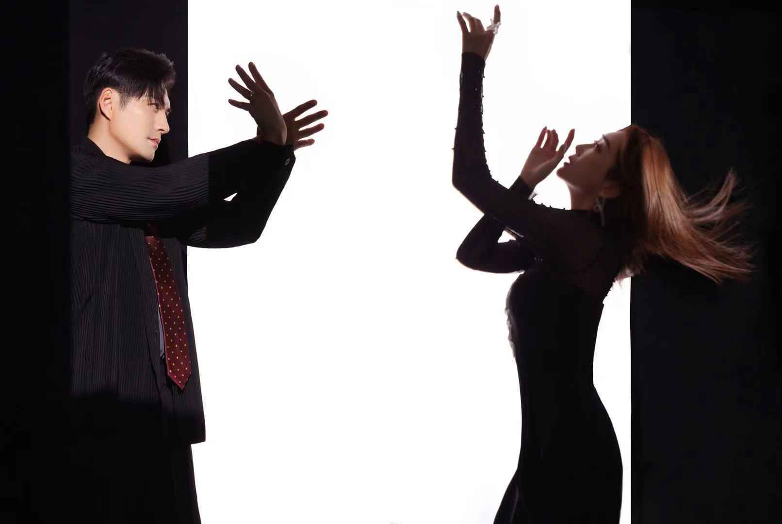 双向奔赴势均力敌的爱情最是动人!严屹宽杜若溪合体大片来袭