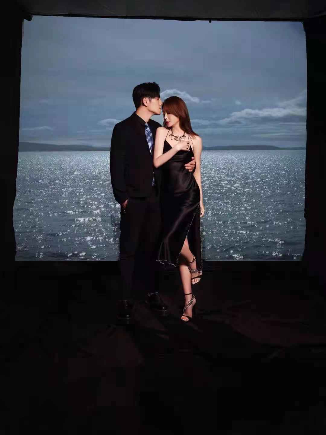 双向奔赴势均力敌的爱情最是动人!严屹宽杜若溪合体大片来袭