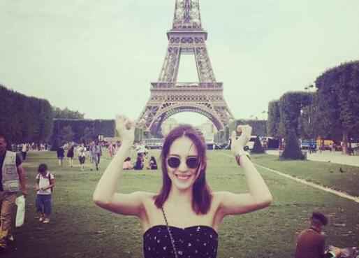 阮经天许玮甯同在巴黎游玩 纯属巧合?