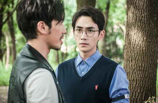 朱一龙粉丝破500万 录制弹唱视频献福利