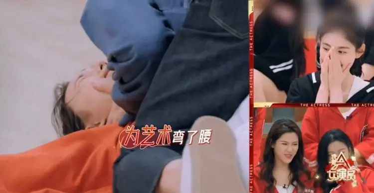 “姐姐们”放过脱口秀吧,你们尬不起