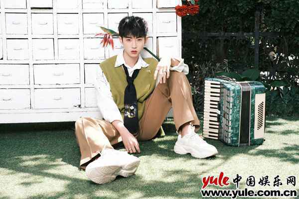 黄新淳新歌《Run Away》今日上线 声线温柔磁性动人